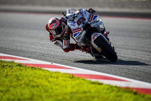 Francesco Bagnaia melaju pada Tes Pascamusim MotoGP Barcelona 2024 (Foto: Ducati Corse)