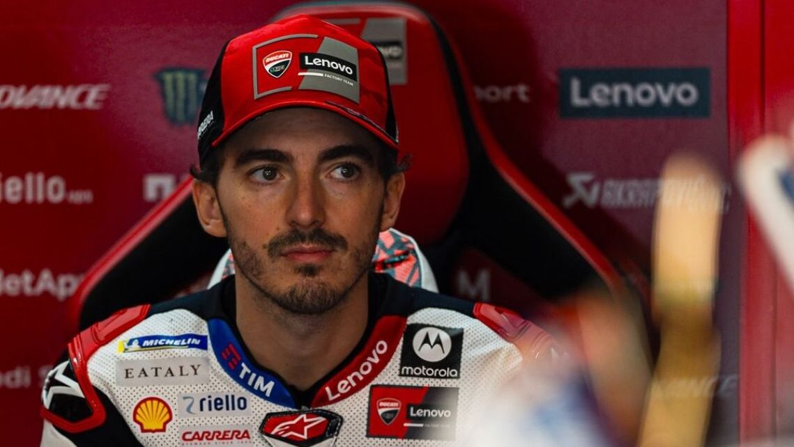 Ini Alasan Francesco Bagnaia Ogah Pakai Alat Komunikasi Radio MotoGP : Heartdesign Sports