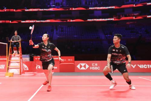 Dejan Ferdinansyah/Gloria Emanuelle Widjaja beraksi di BWF World Tour Finals 2024 (Foto: PBSI)