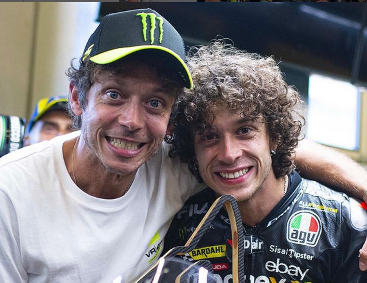 Baru Pindah Tim di MotoGP, Murid Valentino Rossi Marco Bezzecchi Langsung Dapat Kejutan dari Bos Aprilia