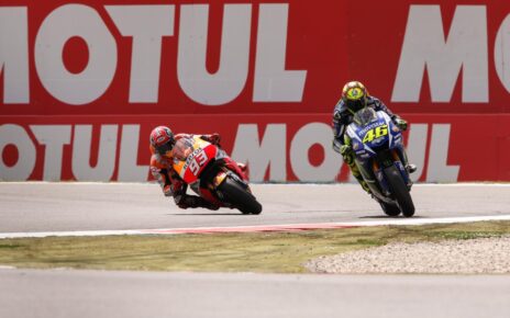 Ini Keahlian Valentino Rossi yang Tak Dimiliki Marc Marquez hingga Buat Dirinya Layak Disebut Legenda MotoGP : Heartdesign Sports