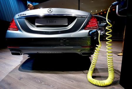 Mercedes-Benz mengumumkan perombakan dewan manajemen