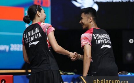 Reaksi Dejan Gloria Usai Raih Kemenangan dalam Debutnya di BWF World Tour Finals 2024 : Heartdesign Sports