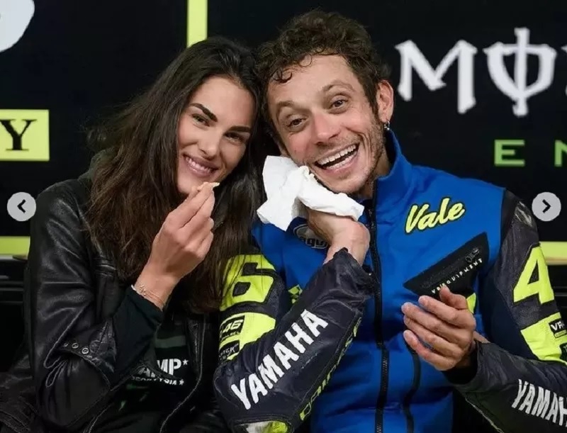 Segini Harta Kekayaan Valentino Rossi yang Nyaris 3 Kali Lipat Lebih Banyak ketimbang Marc Marquez : Heartdesign Sports